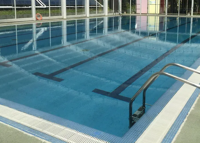 卡萨菊里奥酒店 2* Mazaricos